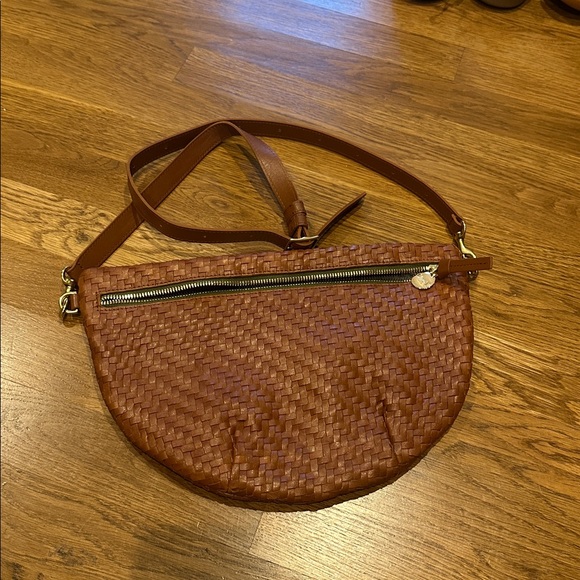 EUC - Clare V. Grande Fanny - Hazelnut Woven Zig Zag - Picture 1 of 3